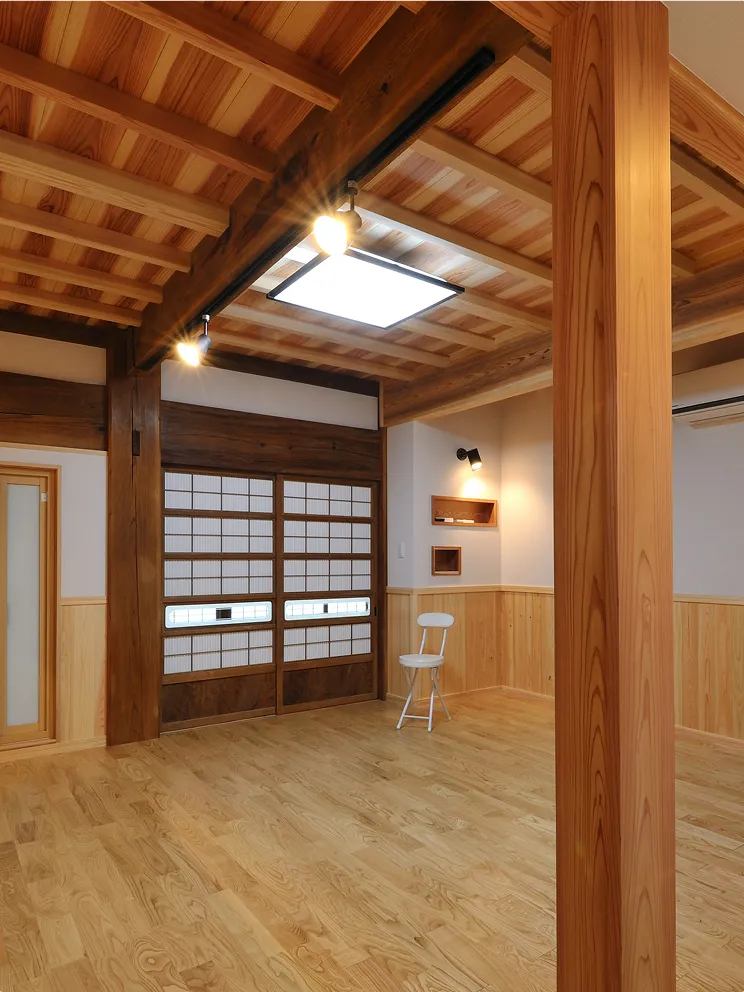 木造住宅の内観写真